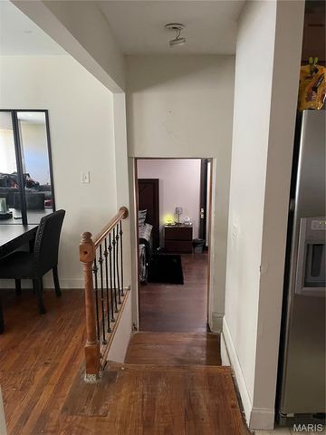 6350 Woodland Avenue, St Louis, MO 63120