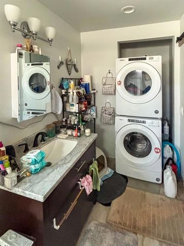 2911 15 Kalmia St, San Diego, CA 92104