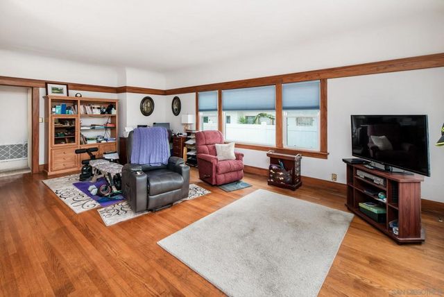 2911 15 Kalmia St, San Diego, CA 92104