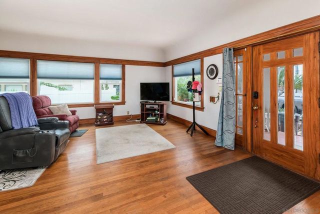 2911 15 Kalmia St, San Diego, CA 92104