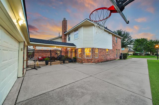 27115 Meadow Sage Court, Cypress, TX 77433