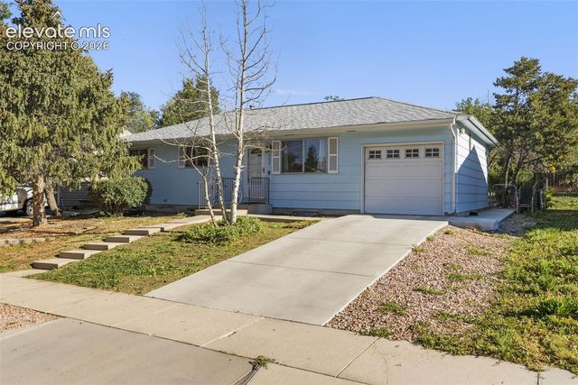 4002 Shelley Avenue, Colorado Springs, CO 80910