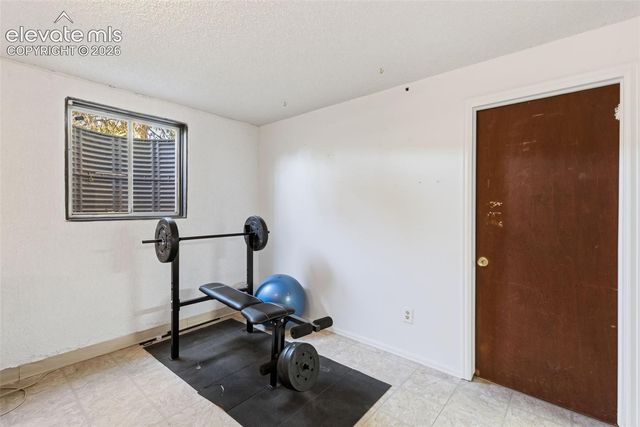 4002 Shelley Avenue, Colorado Springs, CO 80910