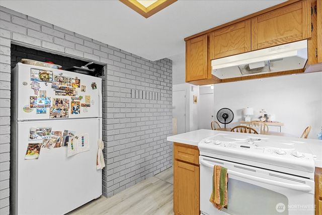 15107 1510 15th Avenue E, Tacoma, WA 98445