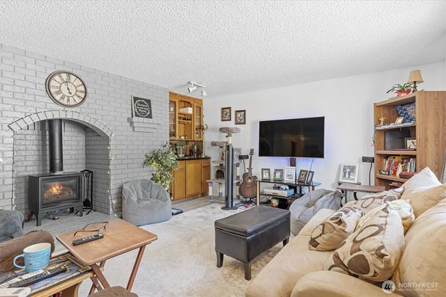 15107 1510 15th Avenue E, Tacoma, WA 98445