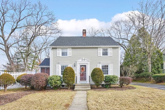 231 Dayton St, Springfield, MA 01118