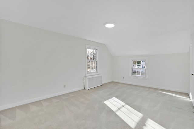 231 Dayton St, Springfield, MA 01118