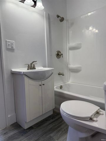 407 W Lexington Avenue, Fort Wayne, IN 46807