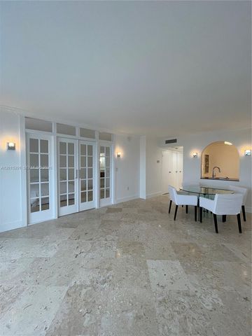 3625 N Country Club Dr 907, Aventura, FL 33180