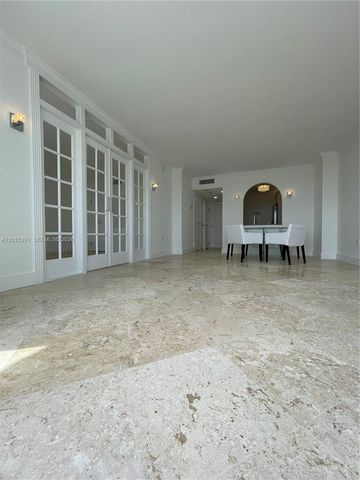 3625 N Country Club Dr 907, Aventura, FL 33180