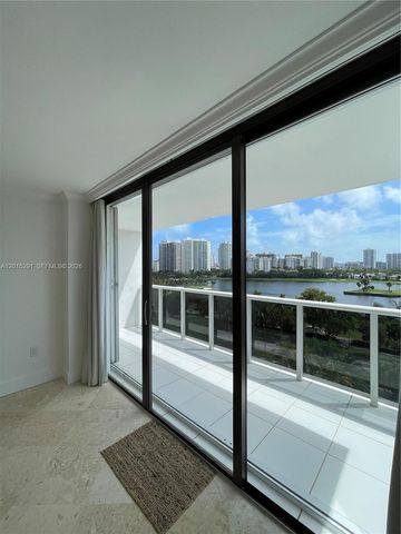 3625 N Country Club Dr 907, Aventura, FL 33180