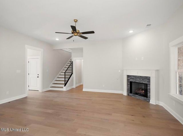 7579 Thomas Riley Street, Hernando, MS 38632