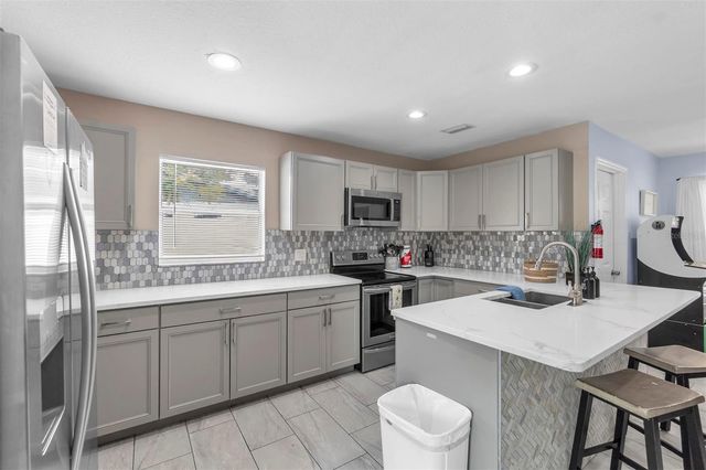 2714 42ND STREET W, Bradenton, FL 34205