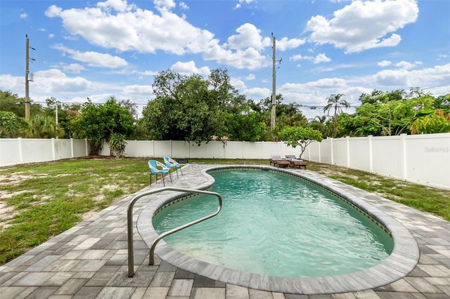 2714 42ND STREET W, Bradenton, FL 34205