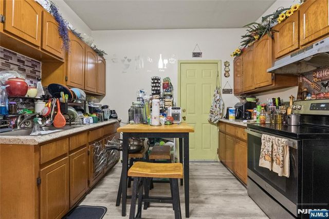 1063 Bond Street, Elizabeth, NJ 07201