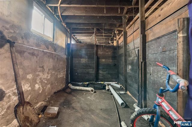 1063 Bond Street, Elizabeth, NJ 07201