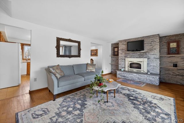 300 Catherine Street, Clay, NY 13212