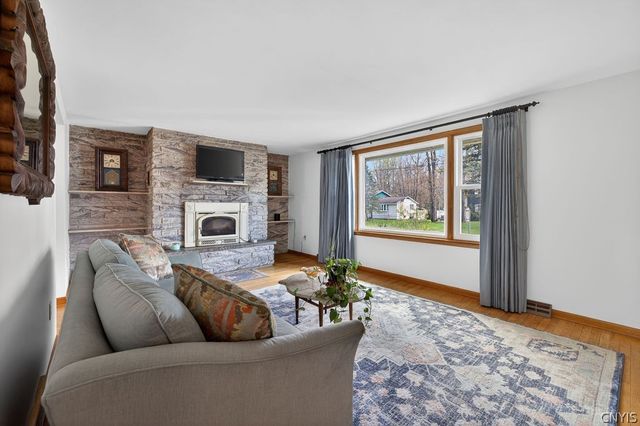300 Catherine Street, Clay, NY 13212