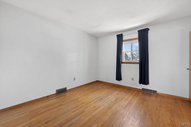 300 Catherine Street, Clay, NY 13212