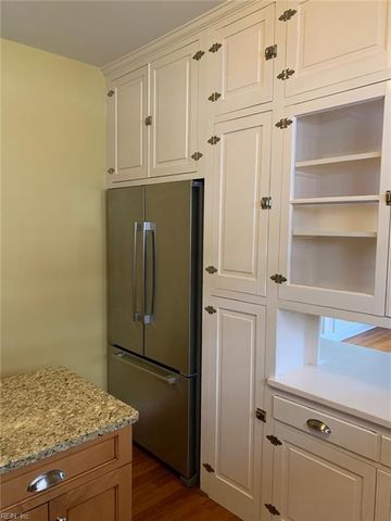 1118 Jamestown CRES, Norfolk, VA 23508