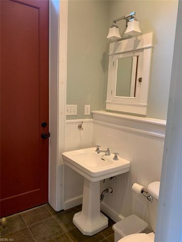 1118 Jamestown CRES, Norfolk, VA 23508