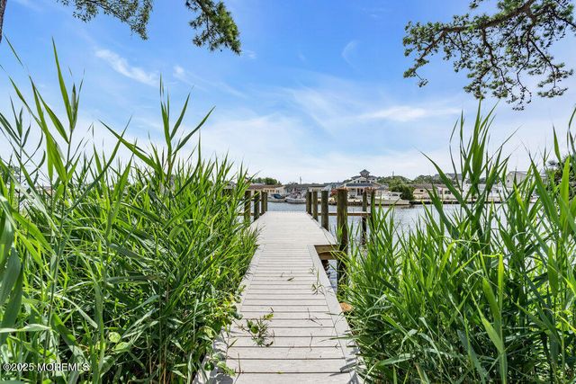 79 Saltspray Drive, Forked River, NJ 08731