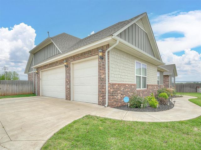 2909 Bens Circle, Yukon, OK 73099