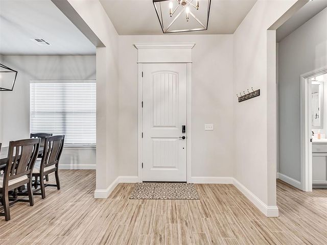 2909 Bens Circle, Yukon, OK 73099