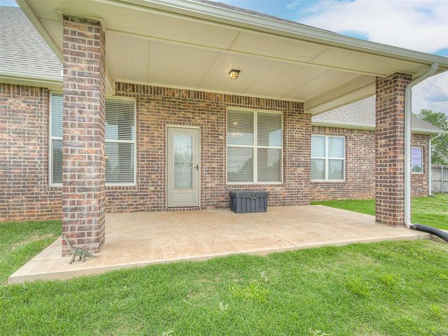2909 Bens Circle, Yukon, OK 73099