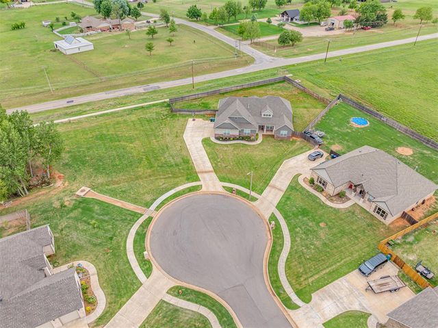 2909 Bens Circle, Yukon, OK 73099