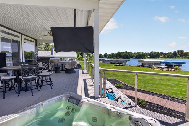 260 Pine Hill Lake Drive, Horton, MI 49246