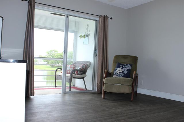 35 SOMERSET B 35, West Palm Beach, FL 33417