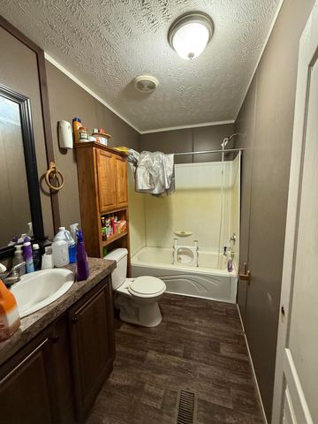 2508 Amos Ridge Road, Frenchburg, KY 40322