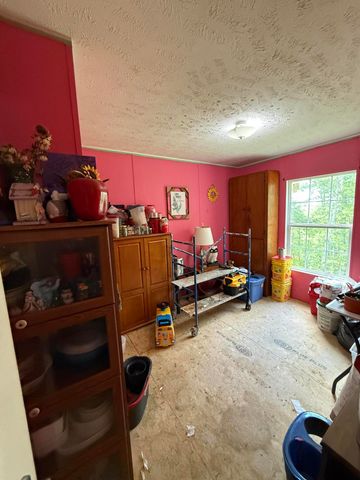 2508 Amos Ridge Road, Frenchburg, KY 40322
