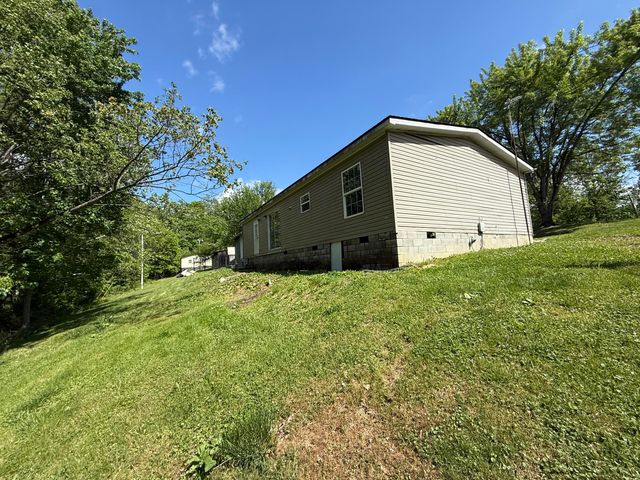 2508 Amos Ridge Road, Frenchburg, KY 40322