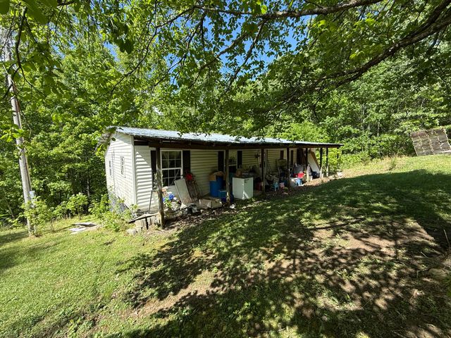 2508 Amos Ridge Road, Frenchburg, KY 40322