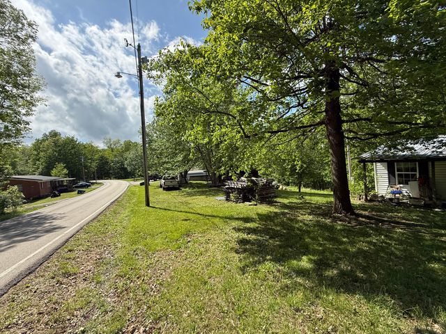 2508 Amos Ridge Road, Frenchburg, KY 40322