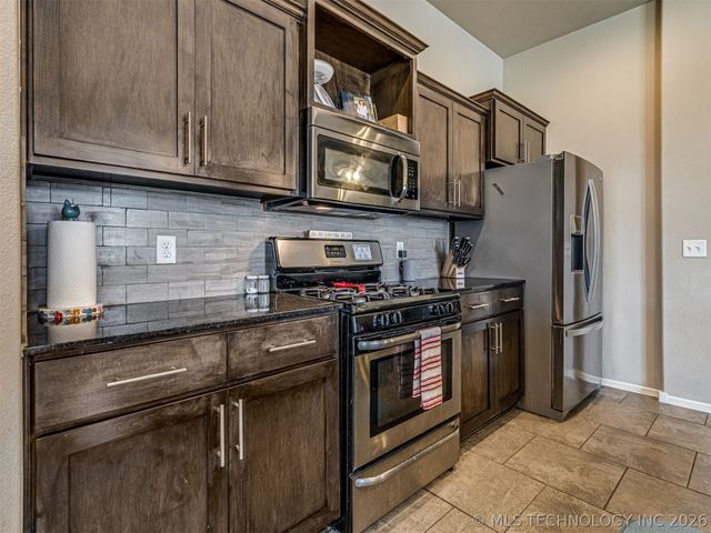 13605 S Owasso Avenue, Glenpool, OK 74033