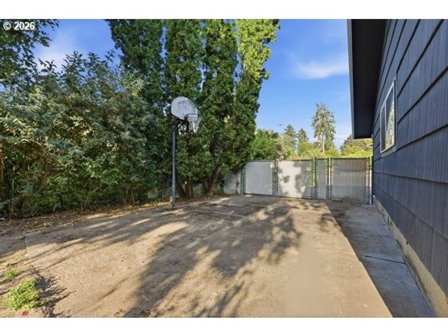 13315 Sw HAVENCREST St, Beaverton, OR 97005