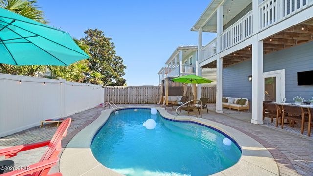 6728 Beach Drive, Panama City, FL 32408