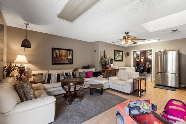 442 High View Drive, Denison, TX 75020