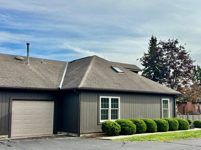 2560 Trotterslane Drive, Columbus, OH 43235