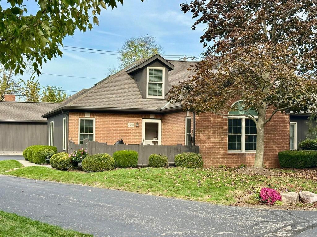 2560 Trotterslane Drive, Columbus, OH 43235