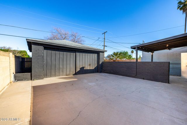 3321 N 17TH Drive, Phoenix, AZ 85015