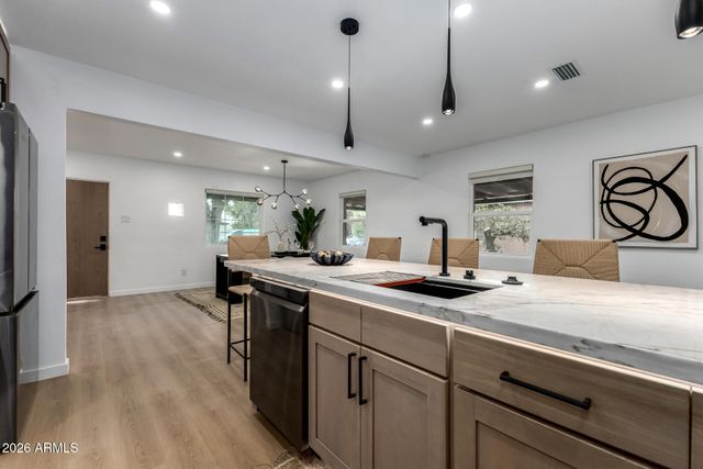 3321 N 17TH Drive, Phoenix, AZ 85015