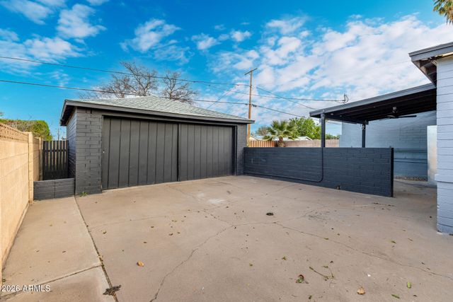 3321 N 17TH Drive, Phoenix, AZ 85015