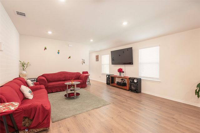 904 Corral Street, Royse City, TX 75189