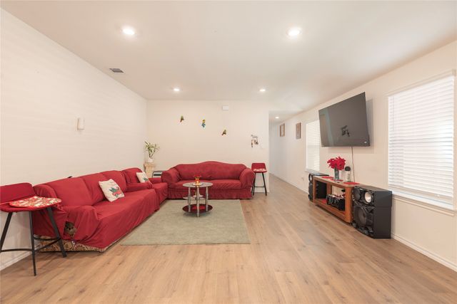 904 Corral Street, Royse City, TX 75189