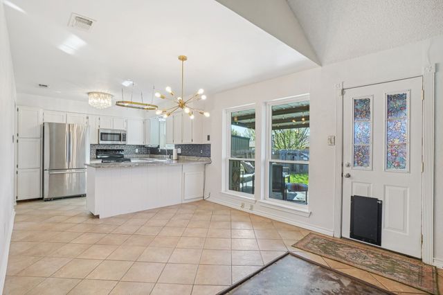 1105 Parkhill Avenue, Saginaw, TX 76179