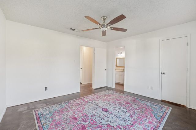 1105 Parkhill Avenue, Saginaw, TX 76179